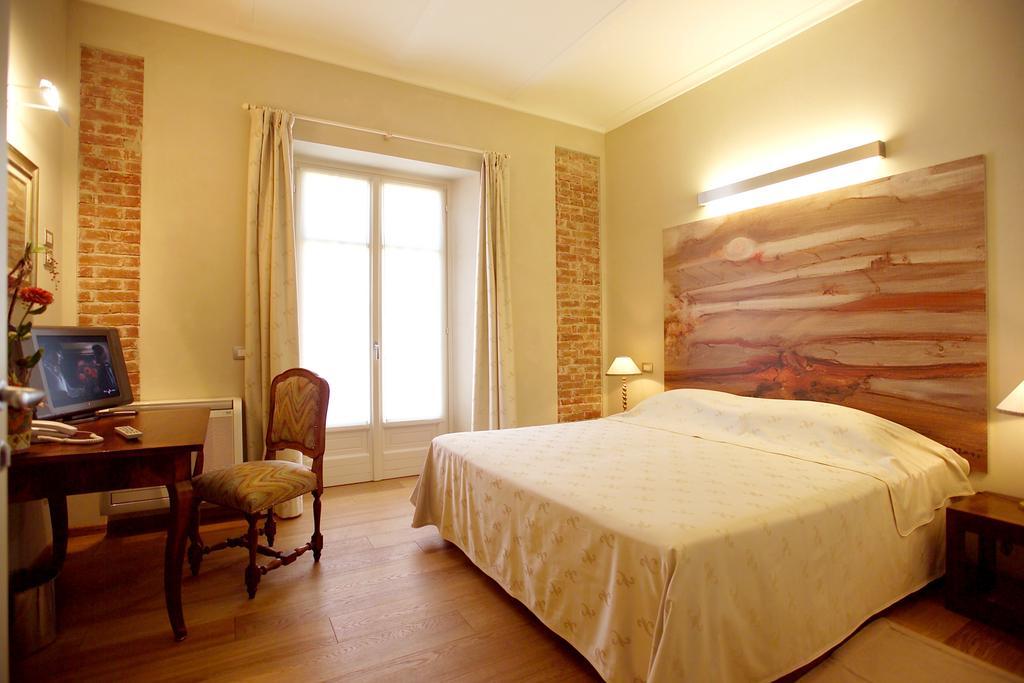 Rocche Costamagna Art Suites La Morra Exterior photo