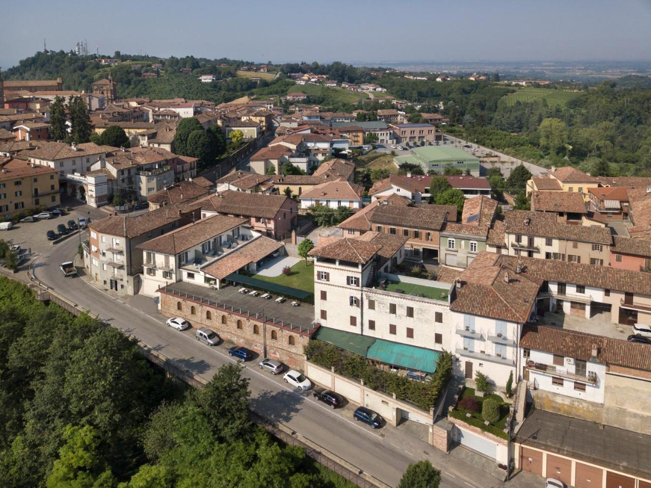 Rocche Costamagna Art Suites La Morra Exterior photo